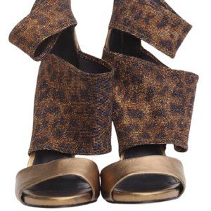 NWOT - GUESS - Stiletto Sandals, Size 7